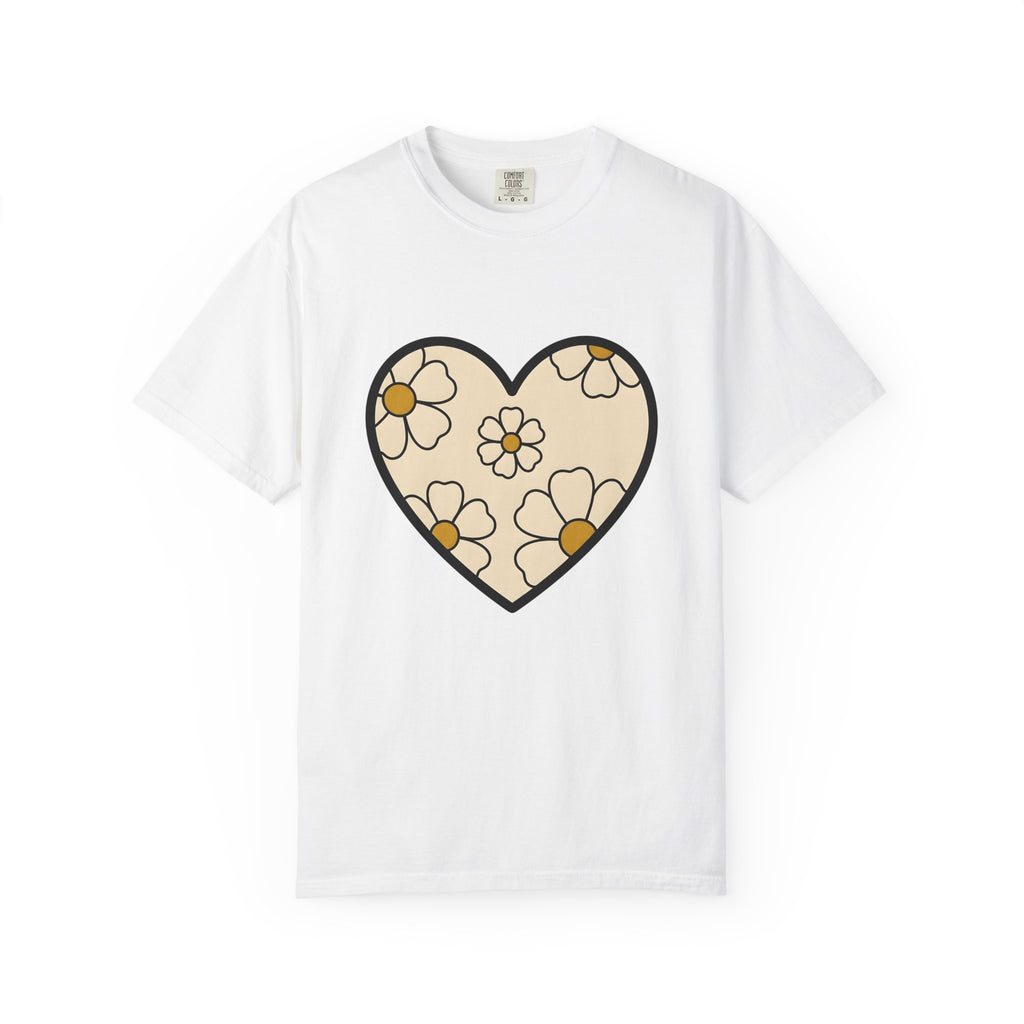 Daisy Affection T-Shirt Boho Chic Nature Gift Women Contemporary T-Shirt Flower T-Shirt Hippie Fan Bohemian T-Shirt Environmental Graphic Classic