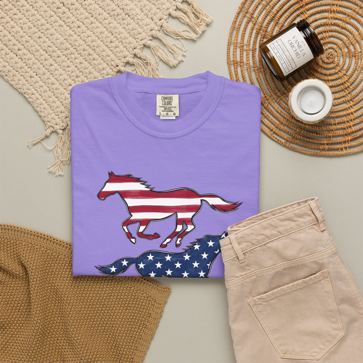 Freedom Horse T-Shirt America 4Th Of July Rodeo Gift Women Illustration T-Shirt Mustang T-Shirt Patriot Fan Vintage Art T-Shirt Rodeo Graphic