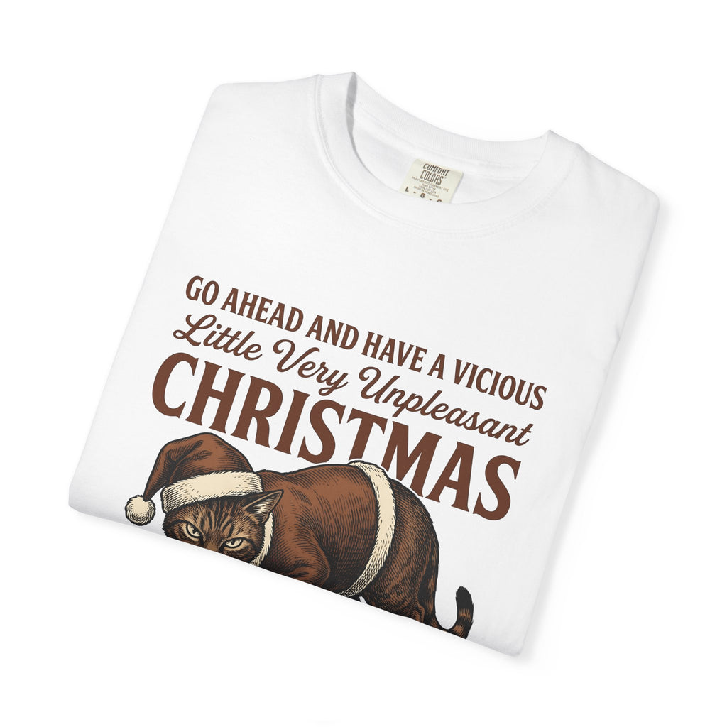 Santa Cat Cat Christmas Gift Vintage Christmas Cat Cat Fan Retro Holiday Hand Drawn T-Shirt