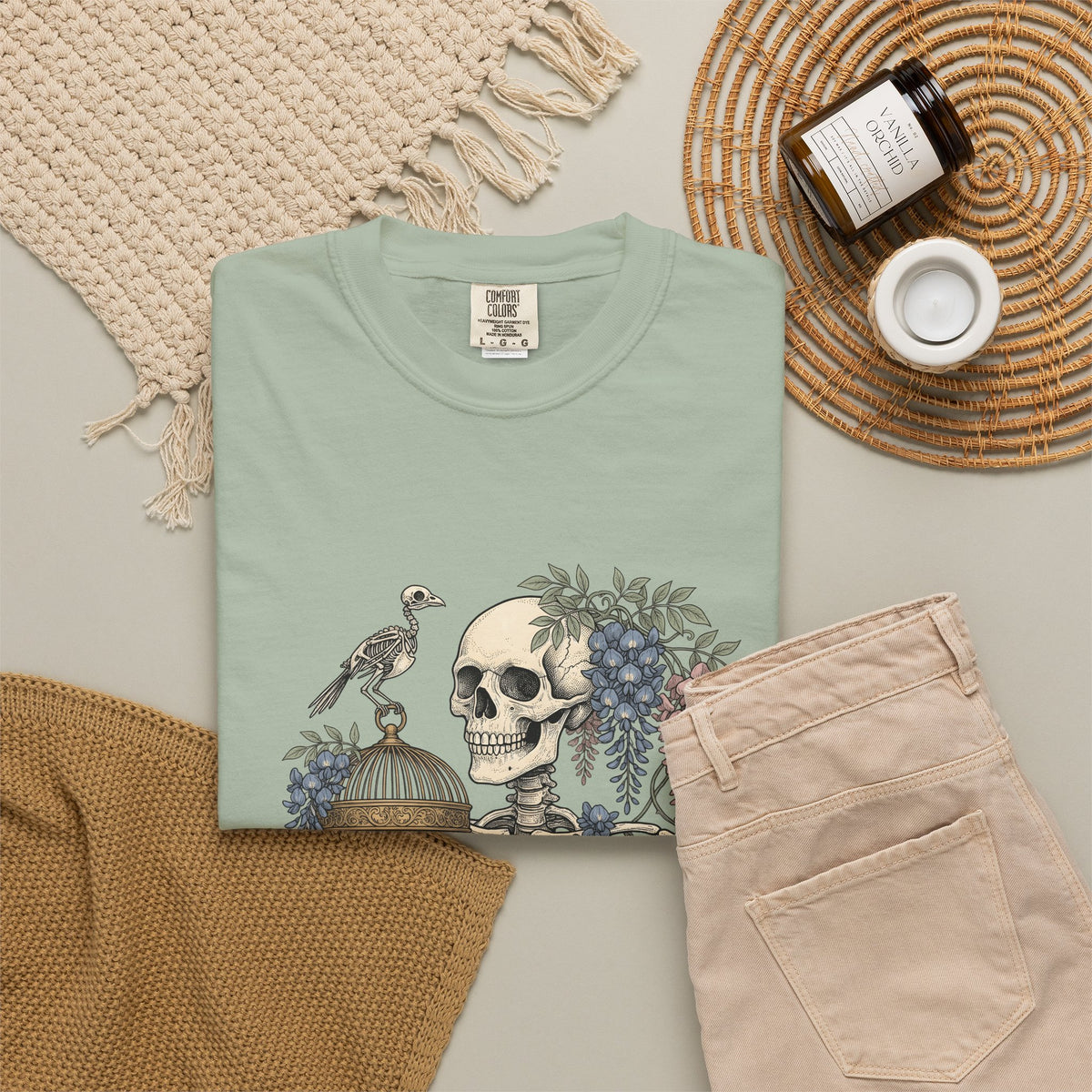 Bone Bloom T-Shirt Halloween Dark Art Gift Women Rustic T-Shirt Skeleton T-Shirt Horror Fan Gothic T-Shirt Macabre Graphic Doodle Aviary T-Shirt