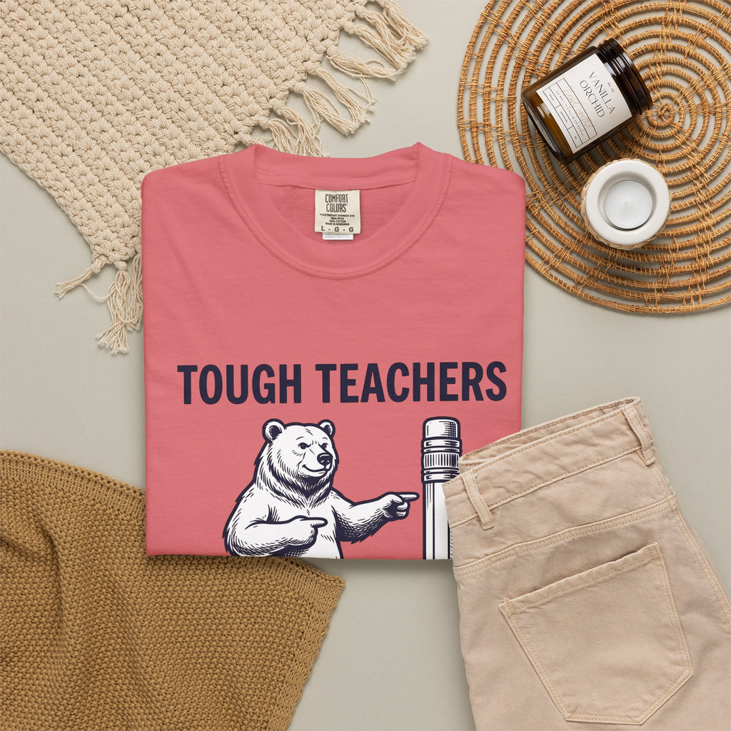Bear Pen T-Shirt Teachers Wildlife Gift Women Sketch T-Shirt Pen Holder T-Shirt Educator Enthusiast Drawing Illustration Retro Classroom T-Shirt