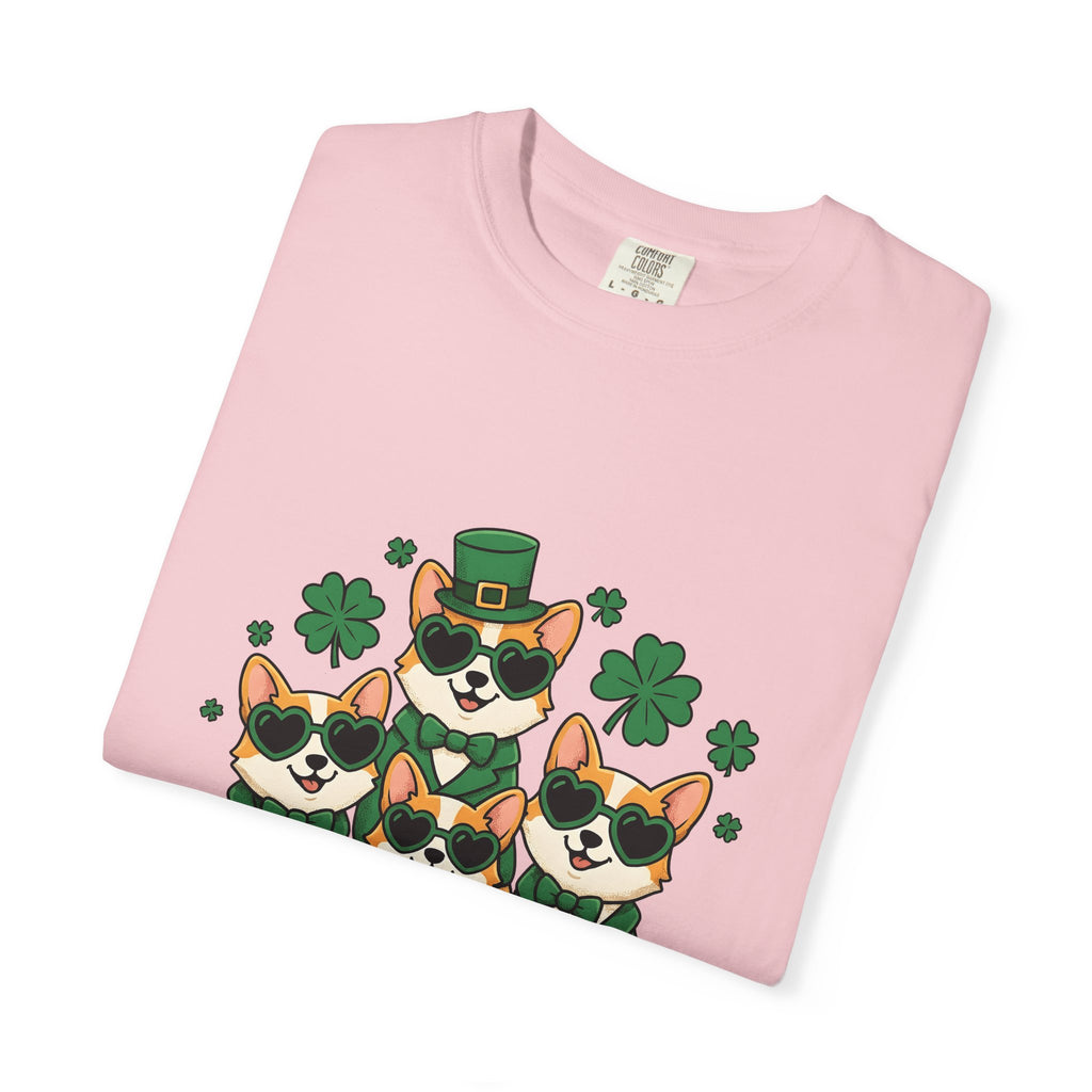Corgi Puppies T-Shirt St Patrick's Day Pet Owner Gift Women Comic T-Shirt Puppy T-Shirt Shamrock Fan Cartoon T-Shirt Dog Mom Graphic Chibi Clover