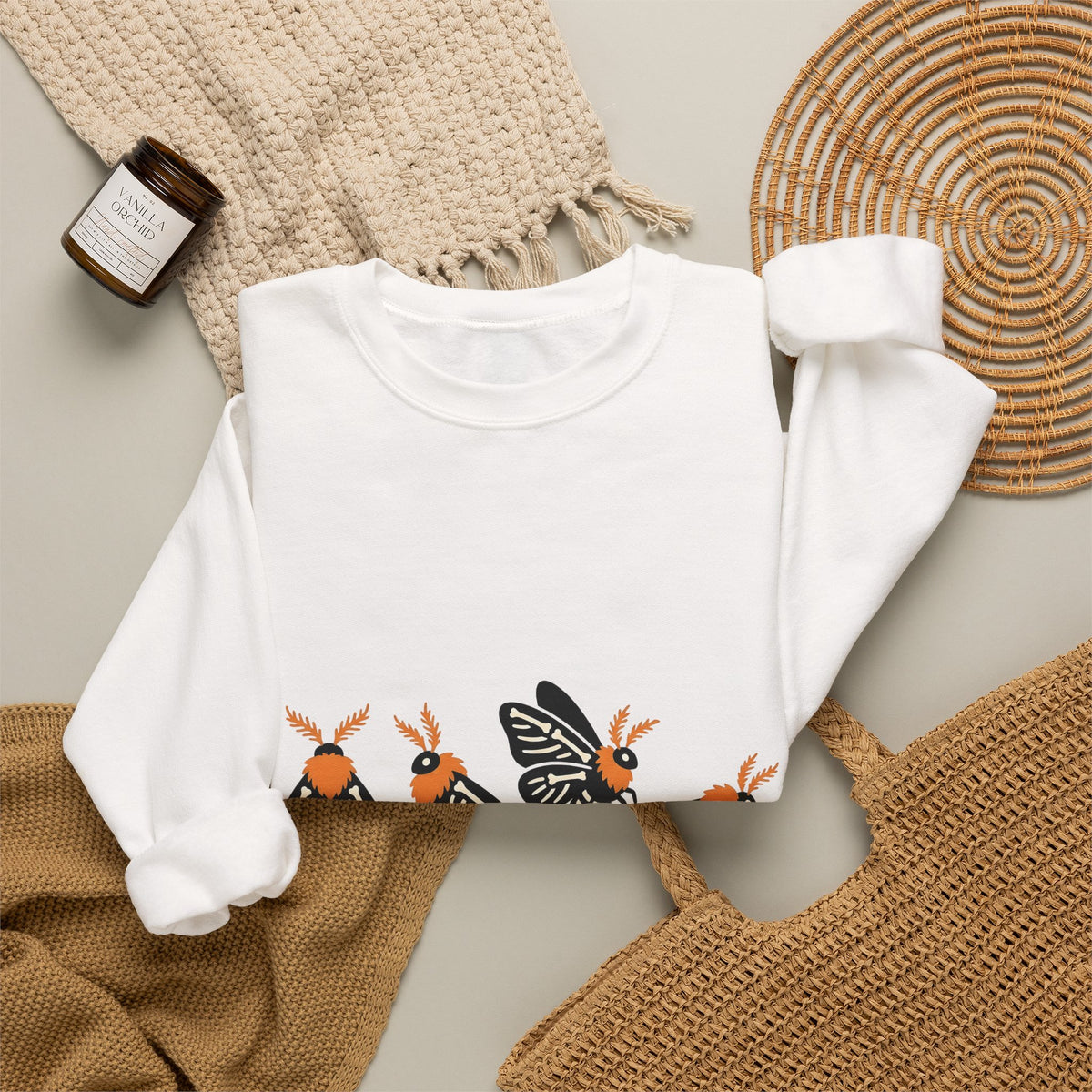 Skeleton Butterfly Sweatshirt Halloween Critter Gift Women Pop Art Sweatshirt Butterfly Sweatshirt Spooky Fan Retro Sweatshirt Creature Graphic Cartoon Amber