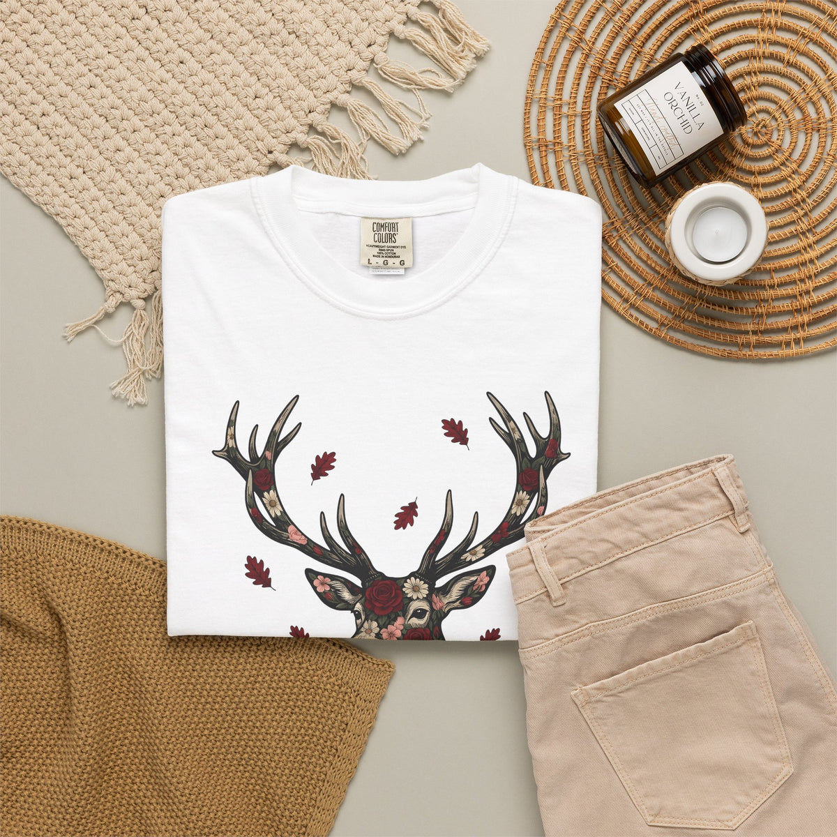 Flower Stag T-Shirt St. Valentine's Day Wildlife Gift Women Rustic T-Shirt Deer T-Shirt Valentine Fan Vintage T-Shirt Animal Graphic Retro Garden