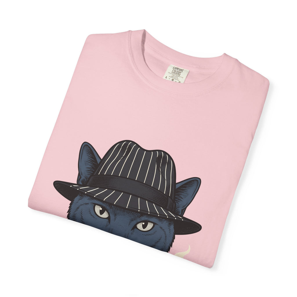 Cat Bonnet T-Shirt Cat Satire Gift Women Antique T-Shirt Headgear T-Shirt Feline Fan Vintage T-Shirt Parody Graphic Line Art Stogie T-Shirt