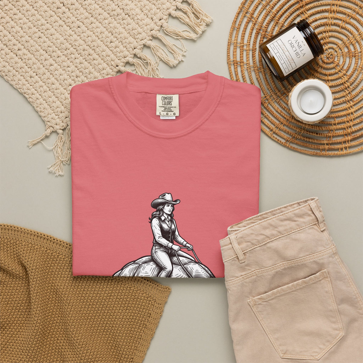 Cowgirl Riding Tortoise T-Shirt Cowgirl Western Gift Women Vintage T-Shirt Cowgirl Riding Turtle T-Shirt Rodeo Fan Retro T-Shirt Western Design