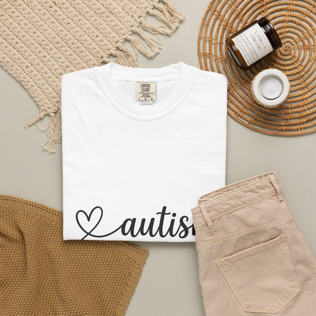 Heart Lettering T-Shirt Mom Relatives Gift Women Brush Lettering T-Shirt Heart Typography T-Shirt Motherhood Enthusiast Calligraphy T-Shirt Family