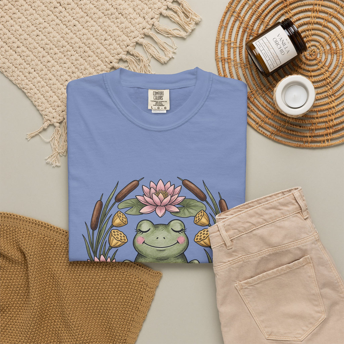 Frog Lotus Blossom T-Shirt Boho Chic Environment Gift Women Line Art T-Shirt Toad T-Shirt Bohemian Fan Minimalist T-Shirt Eco Graphic Distressed