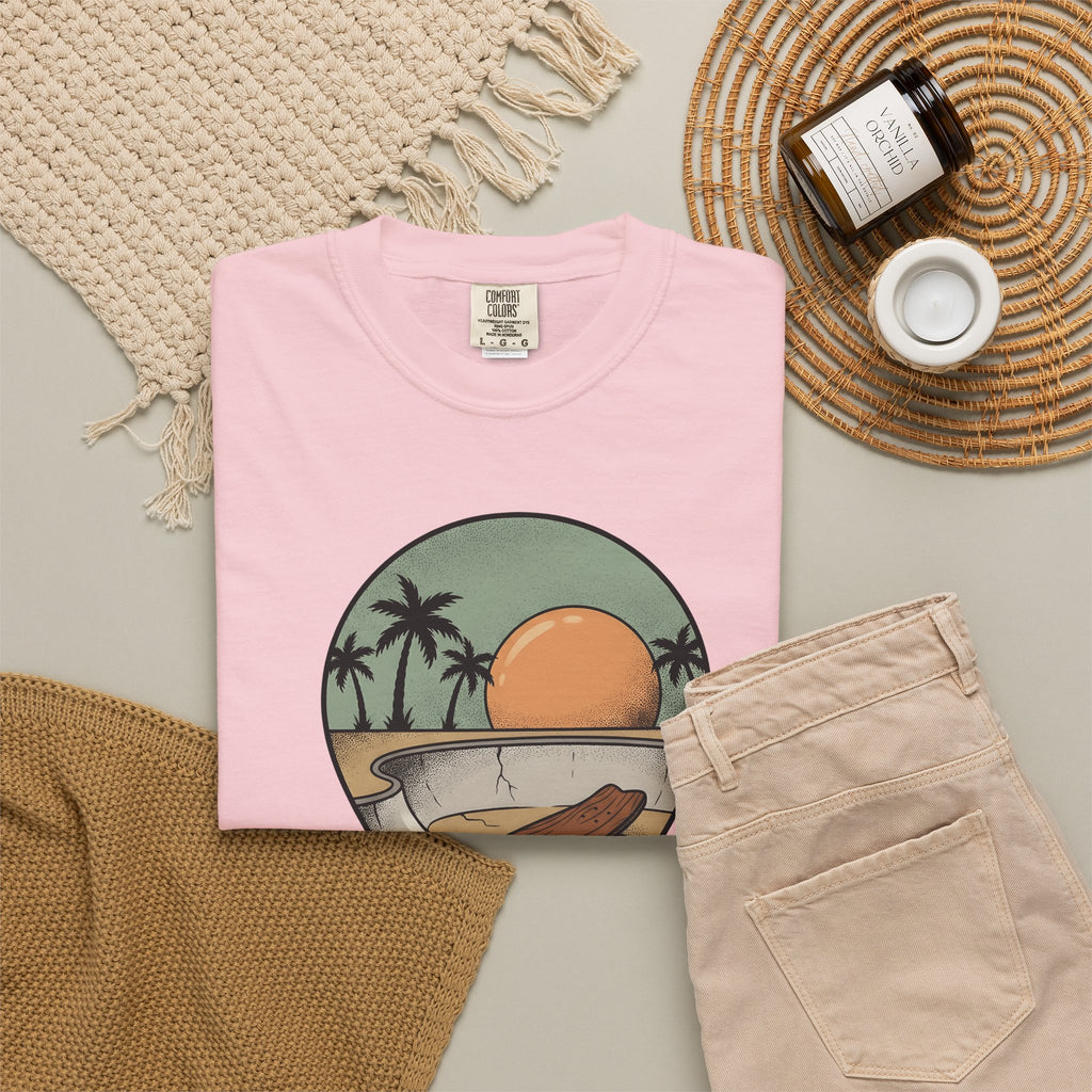 Longboard Design T-Shirt Skateboarding Seaside Gift Women Classic T-Shirt Longboarding T-Shirt Skater Enthusiast Retro T-Shirt Coastal Graphic Old
