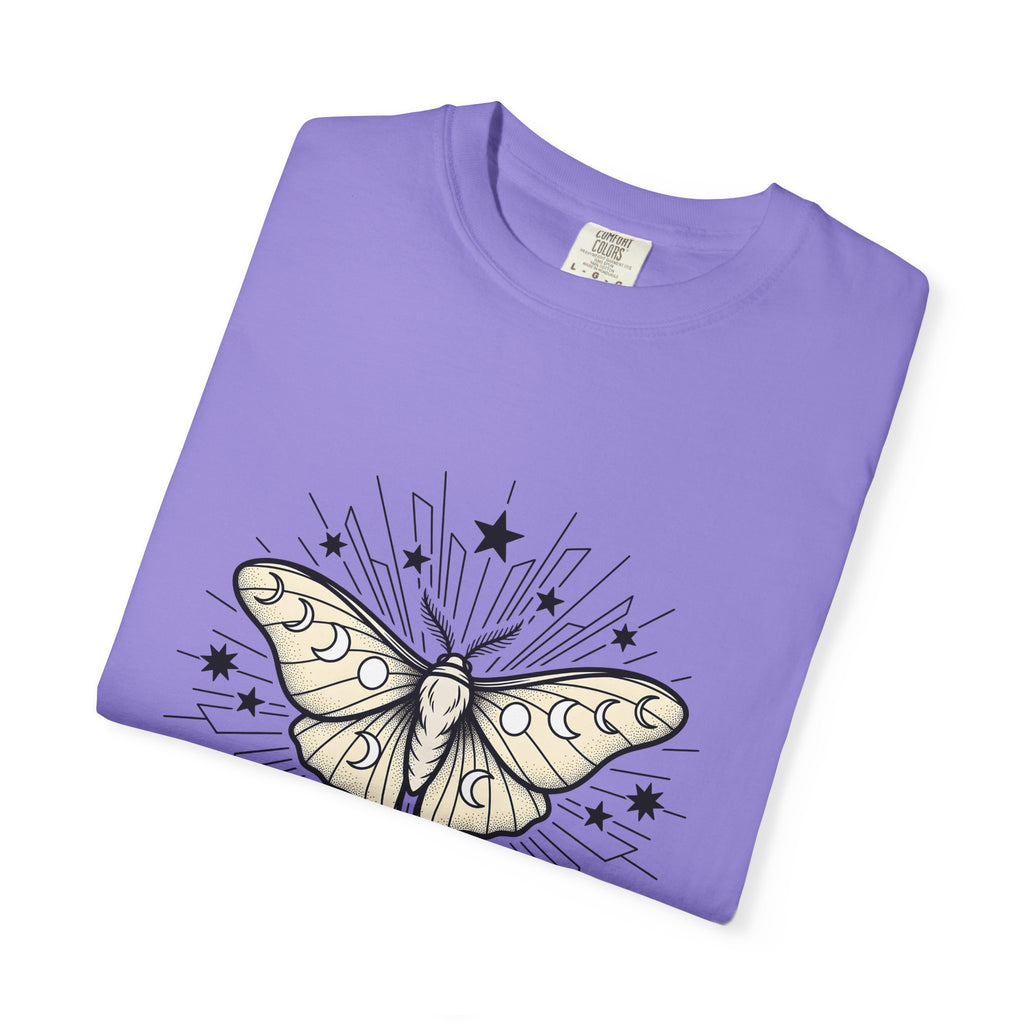 Luna Moth T-Shirt Boho Chic Zodiac Gift Women Outline T-Shirt Actias Luna T-Shirt Hippie Fan Hand Drawn T-Shirt Astrology Graphic Retro Star Shapes