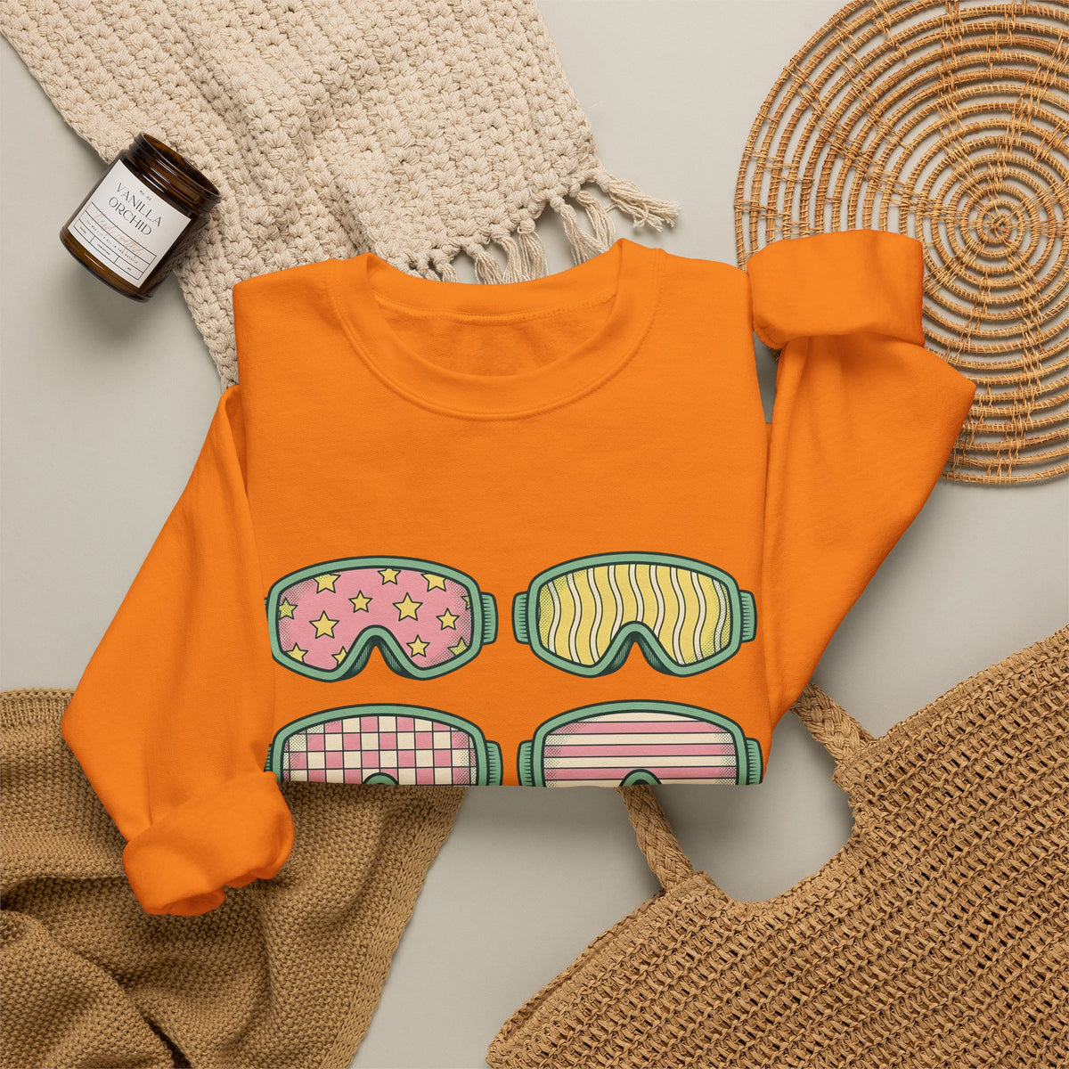 Ski Goggles Sweatshirt Sports Skiing Gift Women Cartoon Sweatshirt Goggles Sweatshirt Athlete Enthusiast Comic Sweatshirt Snowboard Graphic Vintage Stars