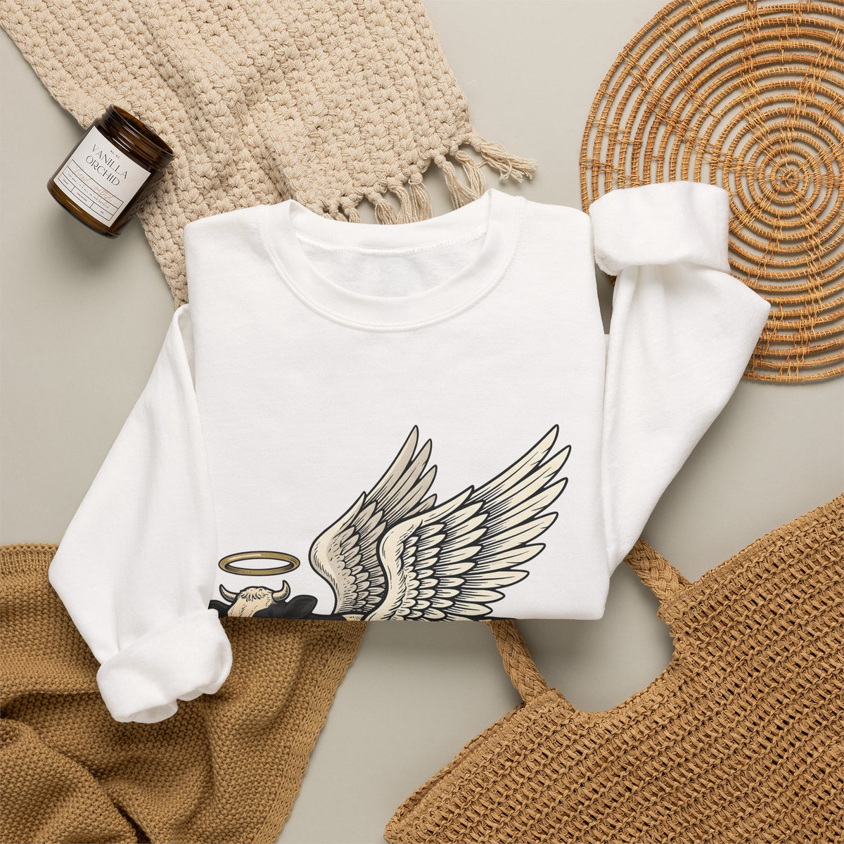 Flying Cow Sweatshirt Funny Pet Gift Women Retro Sweatshirt Cowboy Sweatshirt Humor Fan Vintage Sweatshirt Animal Graphic Sketch Halo Sweatshirt
