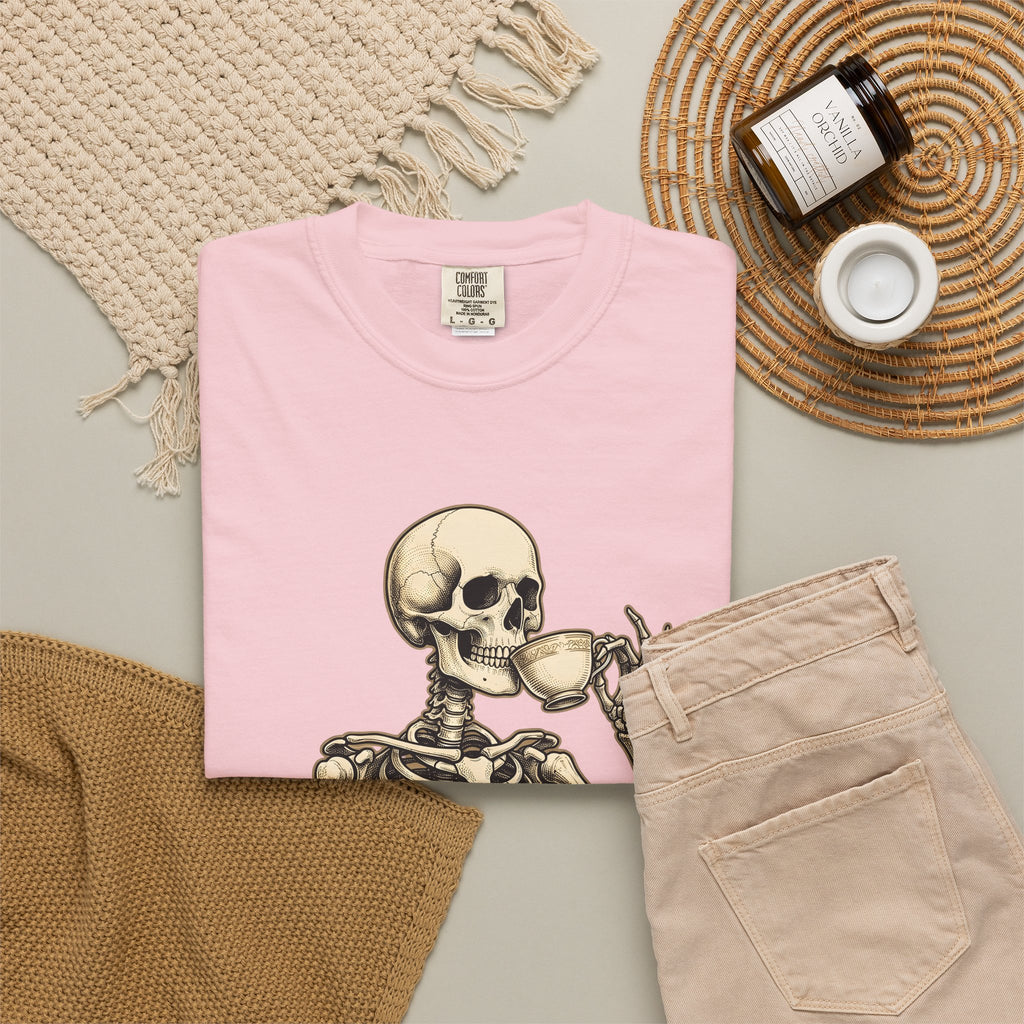 Skeleton Tea Cup T-Shirt Halloween Goth Gift Women Vintage T-Shirt Tea Cup T-Shirt Horror Fan Retro T-Shirt Dark Graphic Hand