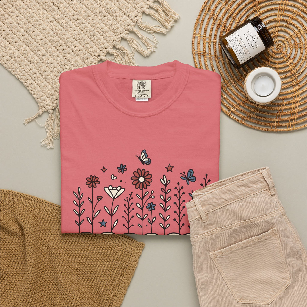 Floral Home Graphic T-Shirt America Patriotic Gift Women Boho T-Shirt Home Decor T-Shirt American Fan Bohemian T-Shirt Star Graphic Retro Butterfly