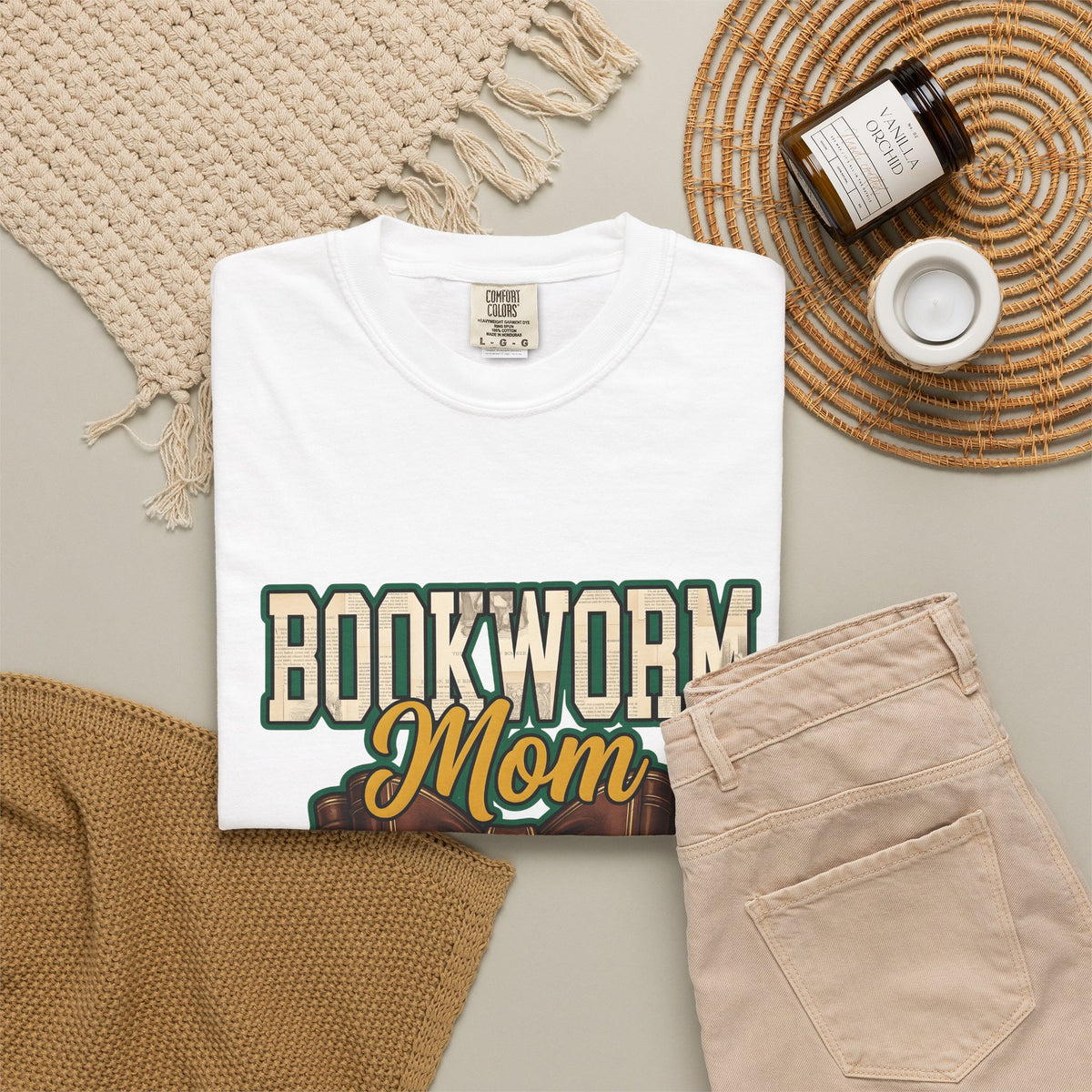 Book Bow T-Shirt Moms Reading Gift Women Bold Graphic T-Shirt Bookmark T-Shirt Mother Fan Graphic Design Book Illustration Retro Stacked Books