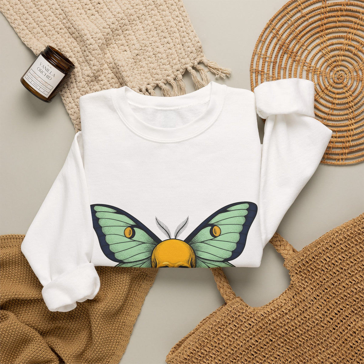 Skull Butterfly Sweatshirt Boho Chic Emo Gift Women Blackwork Sweatshirt Sugar Skull Sweatshirt Bohemian Fan Tattoo Sweatshirt Gothic Graphic Classic Moth