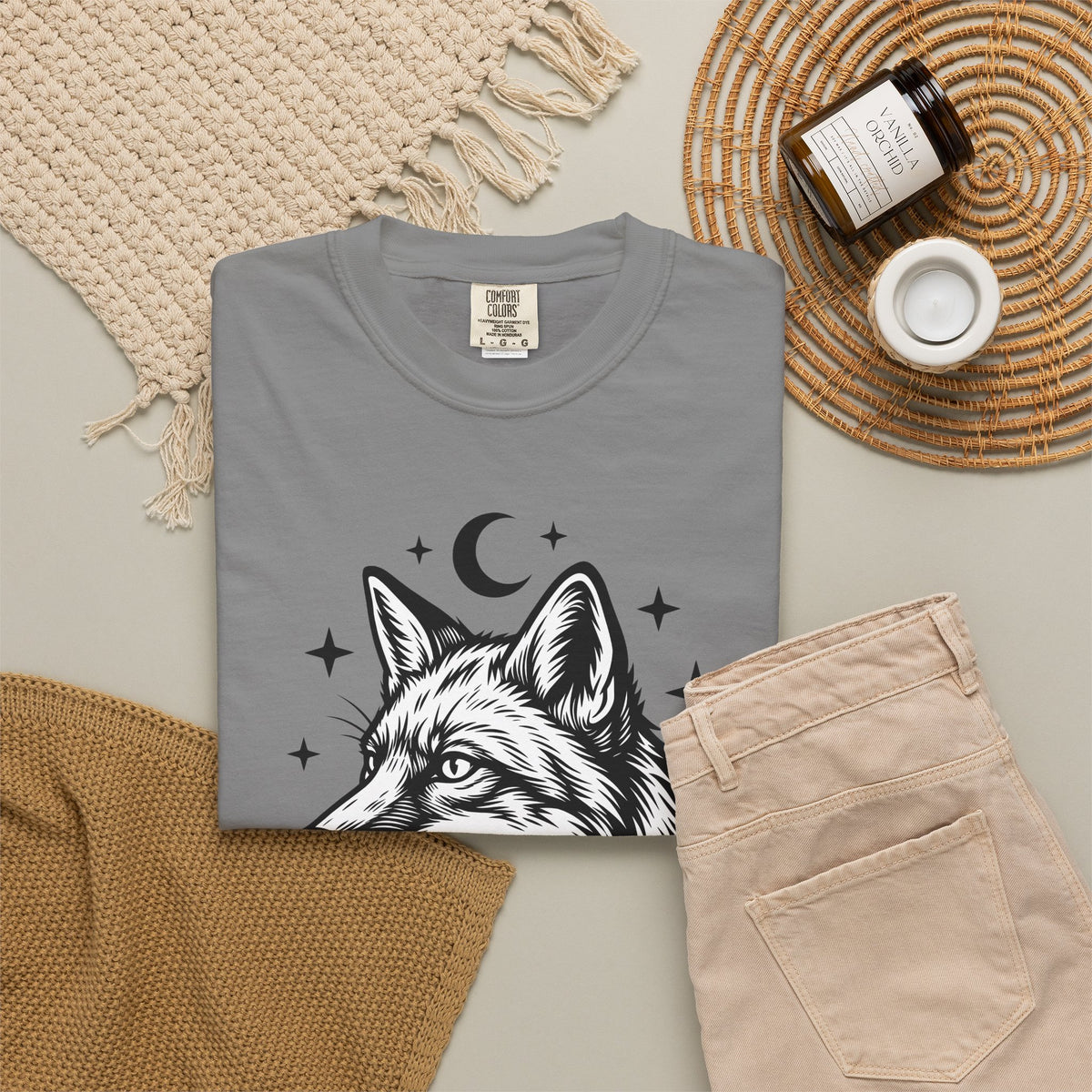 Wolf Portrait T-Shirt Boho Chic Fauna Gift Women Sketch T-Shirt Canine T-Shirt Bohemian Fan Drawing Design Graphic Creature Illustration Graphic