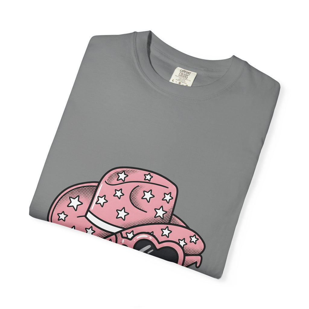 Cowboy Hat T-Shirt Cute Cowgirl Gift Women Comic T-Shirt Stetson T-Shirt Adorable Fan Cartoon T-Shirt Rodeo Graphic Vintage Heart Glasses T-Shirt