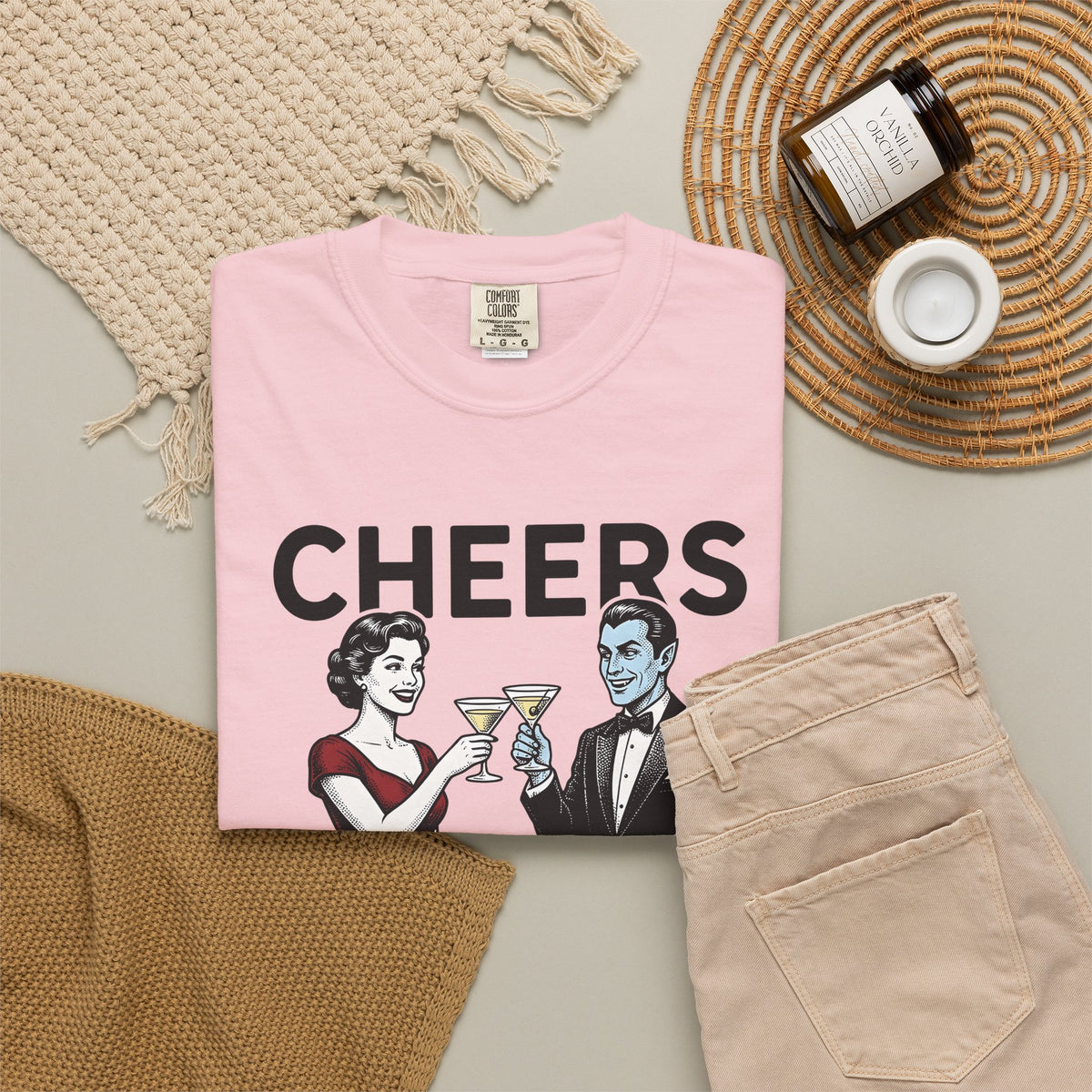Vampire Duo T-Shirt Halloween Event Gift Women Antique T-Shirt Vampire Couple T-Shirt Horror Fan Spooky T-Shirt Party Graphic Old School Wine Glass