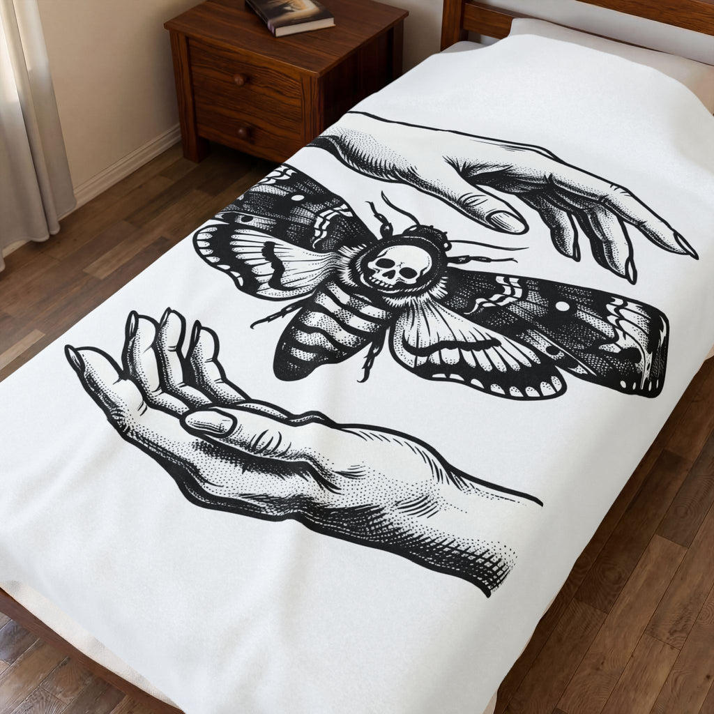Skeleton Moth Blanket Boho Chic Dark Fashion Gift Women Traditional Tattoo Blanket Moth Blanket Bohemian Fan Sailor Blanket Gothic Graphic Antique