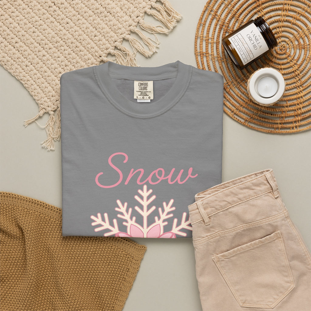 Snowflake Knot Winter Yuletide Gift Playful Frost Snow Fan Ice Crystal Christmas Sleek Band T-Shirt