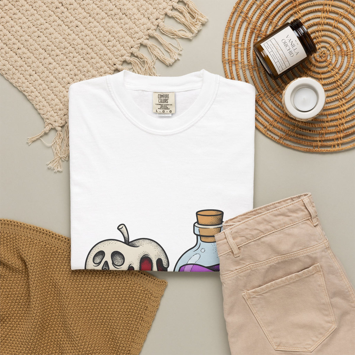 Deadly Fruit Elixir T-Shirt Halloween Halloween Gift Women Cartoon T-Shirt Poison Drink T-Shirt Halloween Fan Comic T-Shirt Spooky Graphic Hand