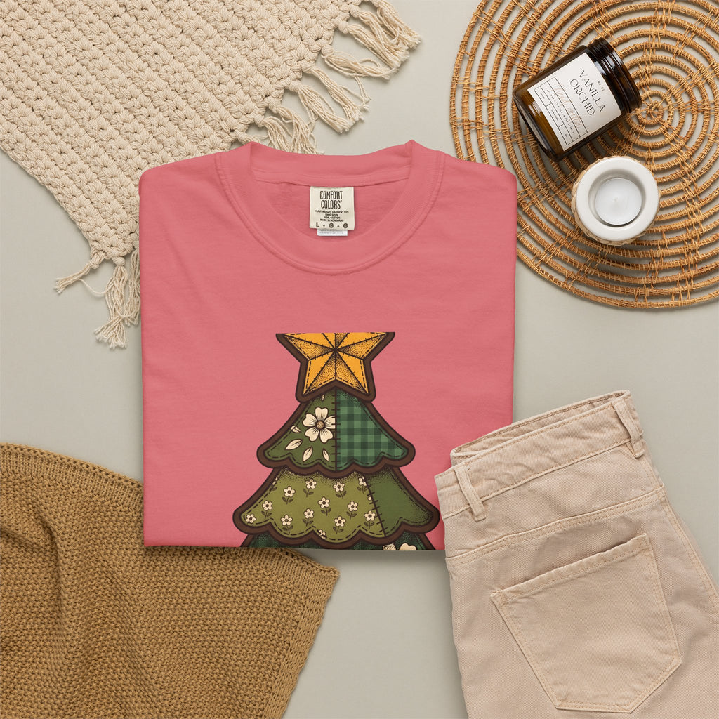 Christmas Tree Christmas Holiday Gift Farmhouse Fir Christmas Fan Rustic Seasonal Vintage Red Bow T-Shirt