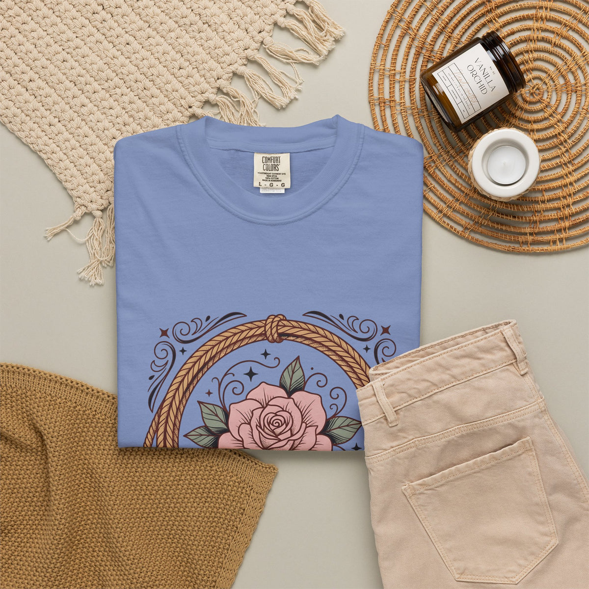 Bloom Rope T-Shirt Cowgirl Garden Gift Women Indie T-Shirt Braided Rope T-Shirt Rodeo Fan Handmade T-Shirt Floral Graphic Classic Twinkles T-Shirt