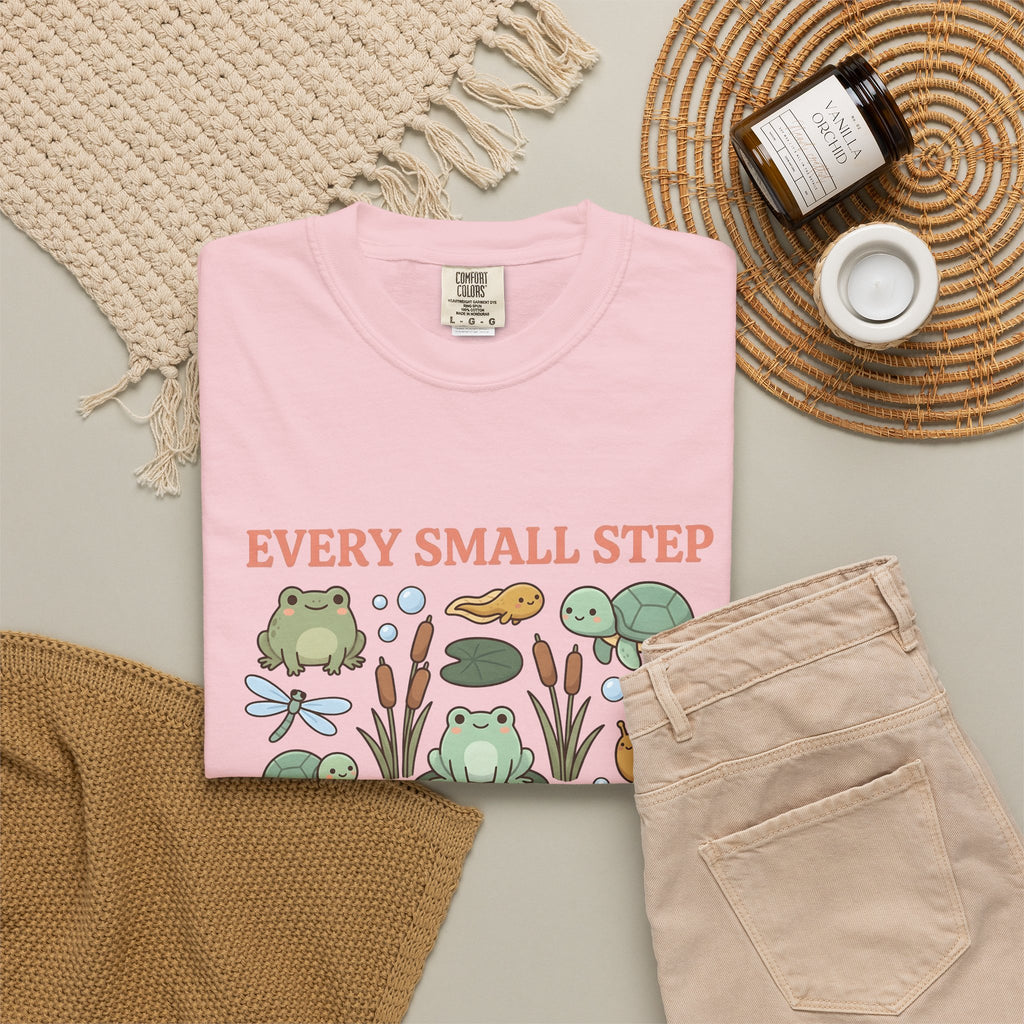 Frog Turtle Snail T-Shirt Motivation Nature Gift Women Cartoon T-Shirt Amphibian T-Shirt Inspirational Enthusiast Comic T-Shirt Environmental
