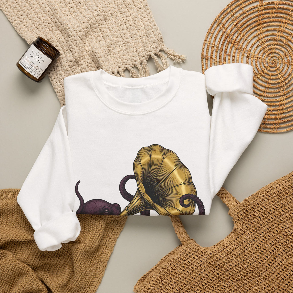 Octopus Phonograph Sweatshirt Animal Sound Gift Women Classic Sweatshirt Gramophone Sweatshirt Pet Fan Retro Sweatshirt Audio Graphic Doodle Music Player