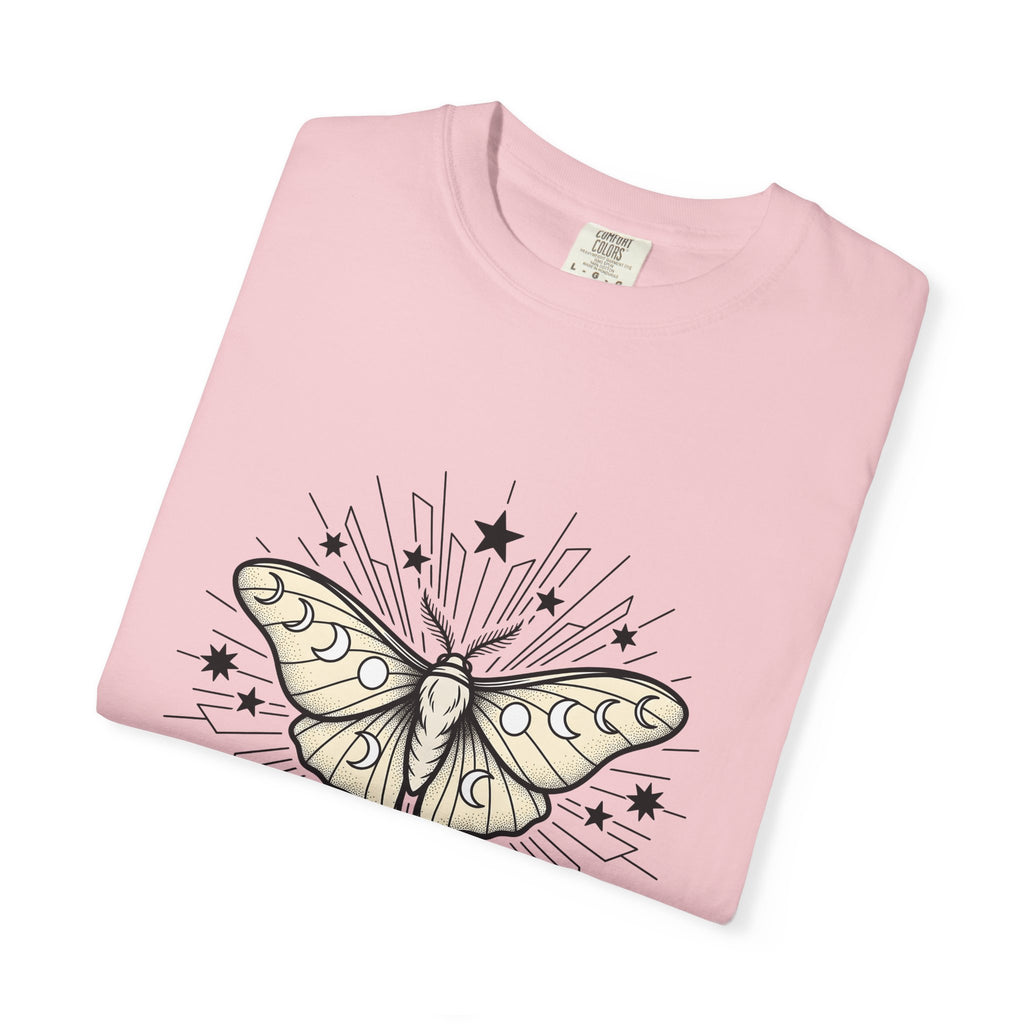 Luna Moth T-Shirt Boho Chic Zodiac Gift Women Outline T-Shirt Actias Luna T-Shirt Hippie Fan Hand Drawn T-Shirt Astrology Graphic Retro Star Shapes
