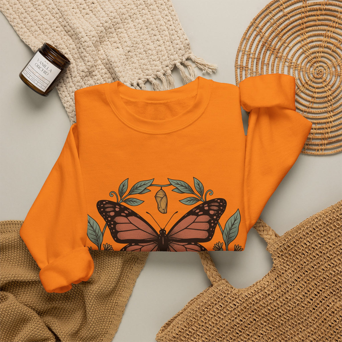 Monarch Moth Butterfly Outdoors Gift Floral Moth Butterfly Fan Botanical Nature Retro Meadow Sweatshirt