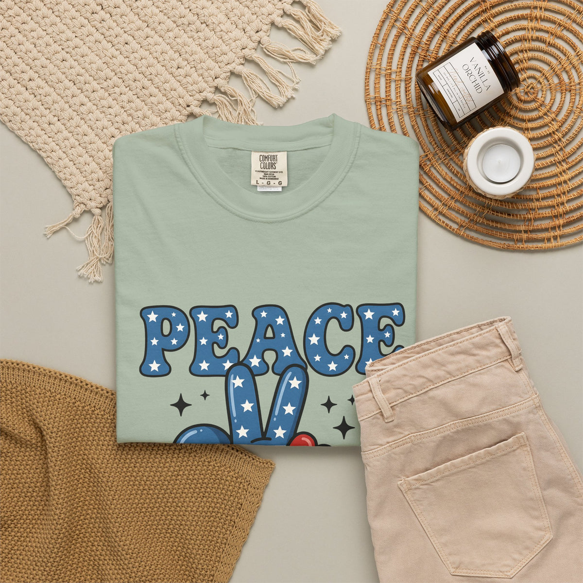 Peace Gesture T-Shirt America/4th Of July Celebration Gift Women Sketch T-Shirt Peace Sign T-Shirt Patriot Fan Hand Drawn T-Shirt Party Graphic