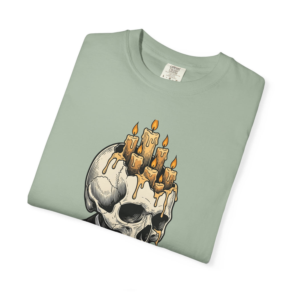Skull Candles T-Shirt Gothic Halloween Gift Women Gothic T-Shirt Candle T-Shirt Dark Fan Cthulhu Graphic Spooky T-Shirt Vintage Wax T-Shirt