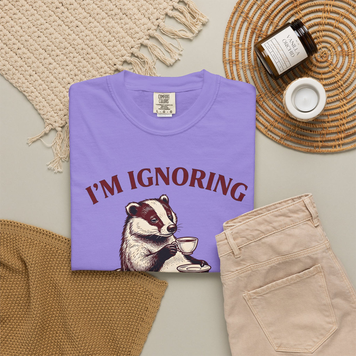 Badger Tea Funny Creatures Gift Sketch Tea Humor Fan Drawing Cartoon Tea Cup T-Shirt