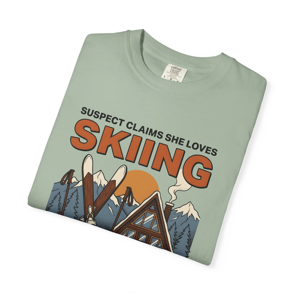 Ski Gear Lodge T-Shirt Skiing Winter Gift Women Cartoon T-Shirt Ski Lodge T-Shirt Skier Enthusiast Cartoonish T-Shirt Frosty Graphic Vintage
