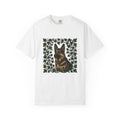 German Shepherd Dog T-Shirt Dog Outdoors Gift Women Realistic T-Shirt Alsatian T-Shirt Dog Fan Shepherd Graphic T-Shirt Retro Vine T-Shirt