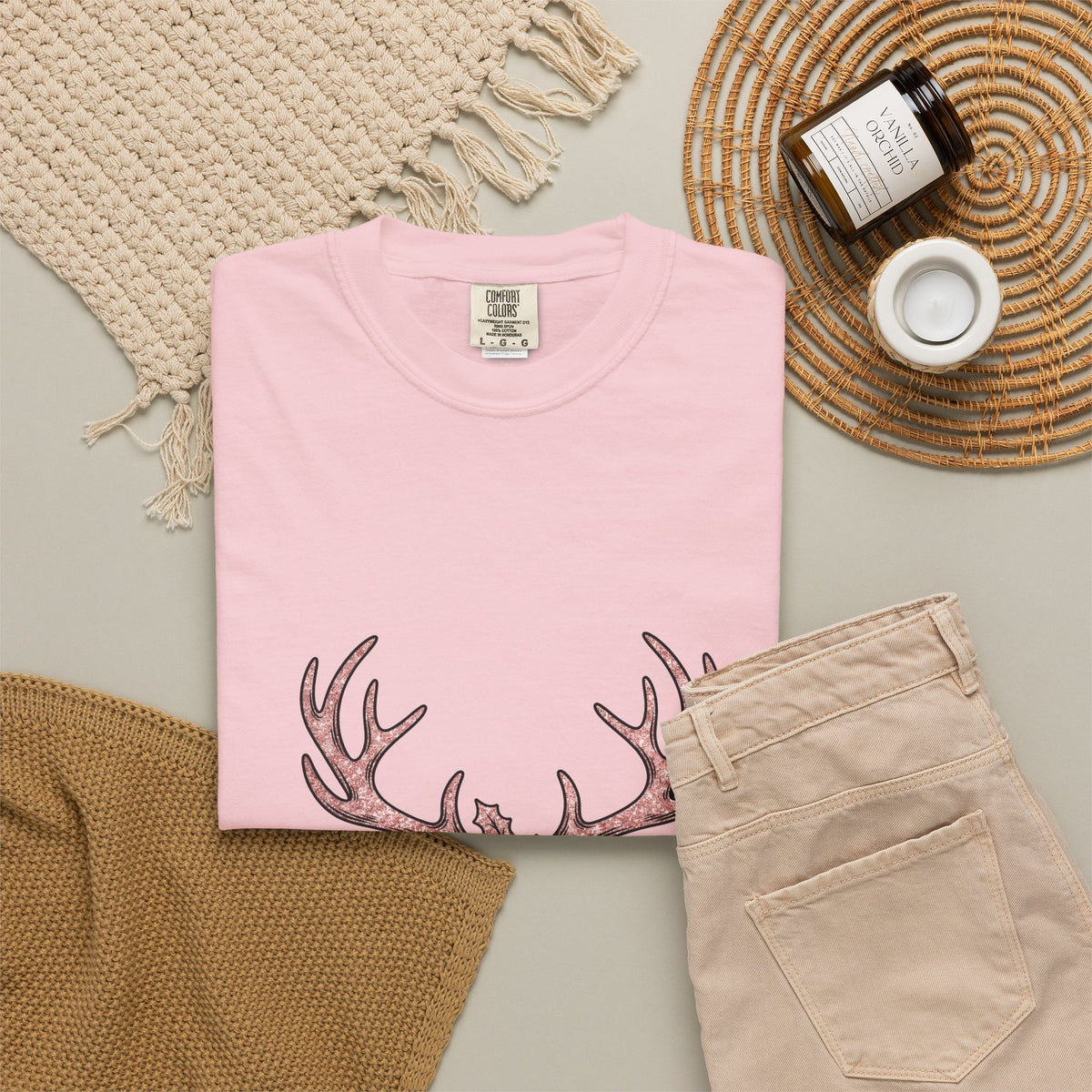 Reindeer Antlers Christmas Holiday Gift Glitter Caribou Xmas Fan Sparkly Seasonal Hand Drawn T-Shirt