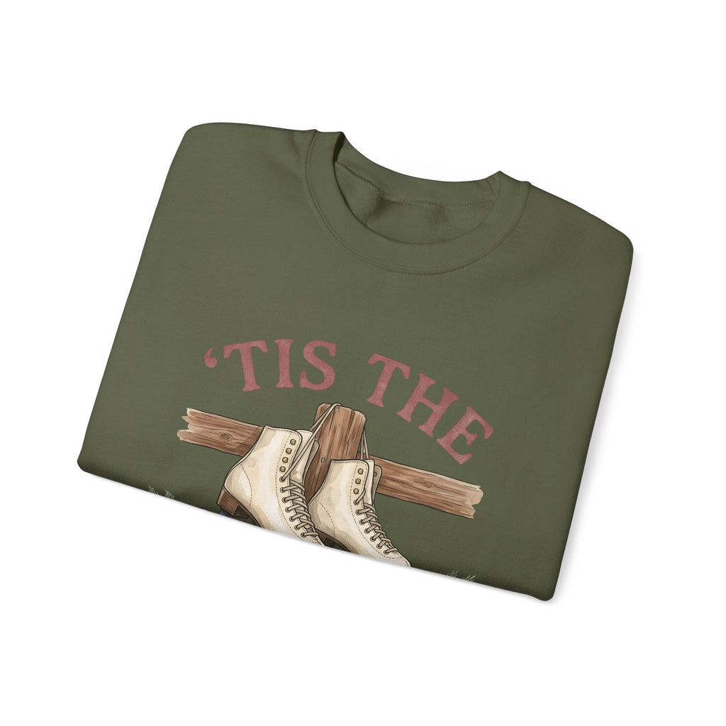 Skating Boots Sweatshirt Christmas Frost Gift Women Doodle Sweatshirt Ice Skates Sweatshirt Christmas Fan Ice Skate Sweatshirt Frosty Graphic Illustration