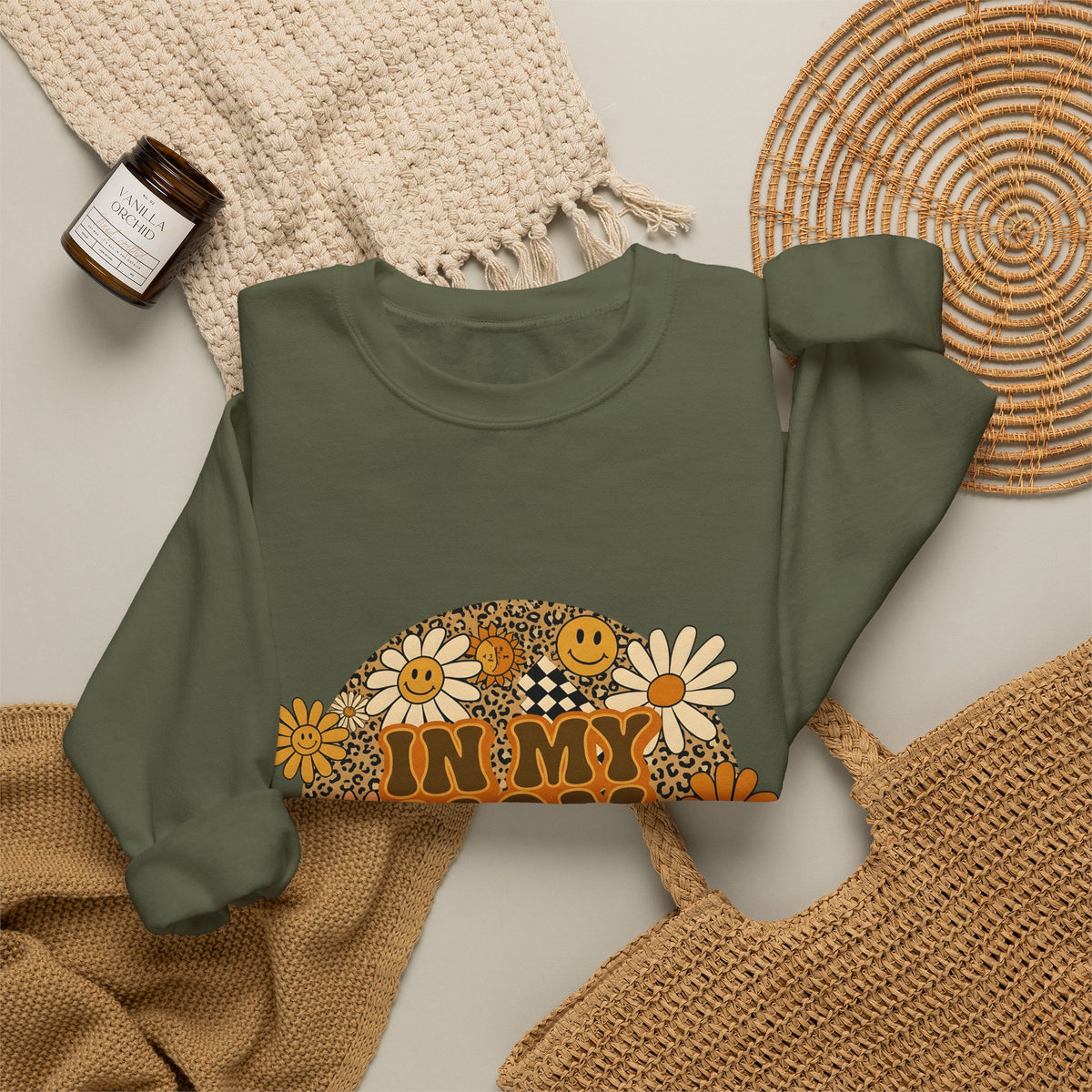 Smiley Flowers Sweatshirt Moms Aesthetic Gift Women Boho Sweatshirt Happy Face Sweatshirt Motherhood Enthusiast Hippie Sweatshirt Visual Design Retro Leopard