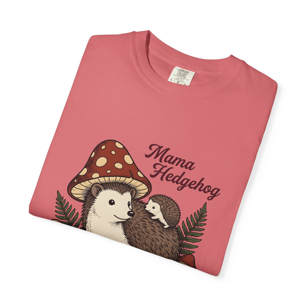 Hedgehog Group T-Shirt Moms Wildlife Gift Women Forest T-Shirt Porcupine T-Shirt Mother Fan Woodland T-Shirt Animal Graphic Retro Toadstools T-Shirt