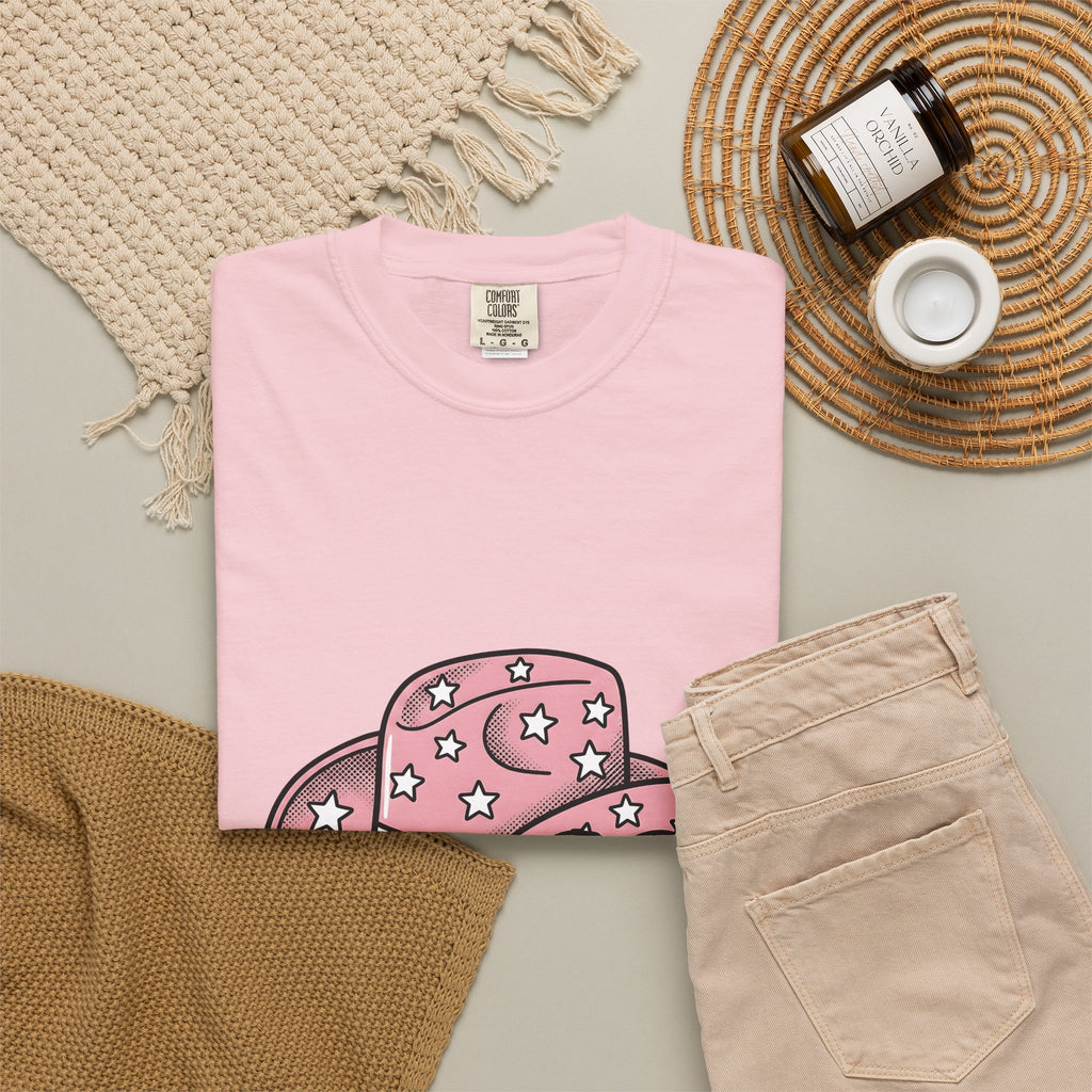 Cowboy Hat T-Shirt Cute Cowgirl Gift Women Comic T-Shirt Stetson T-Shirt Adorable Fan Cartoon T-Shirt Rodeo Graphic Vintage Heart Glasses T-Shirt