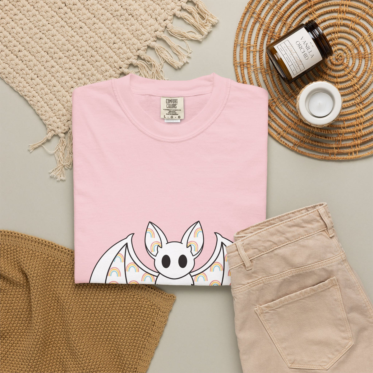 Bat Currency T-Shirt St Patrick's Day Wildlife Gift Women Adorable T-Shirt Money T-Shirt Luck Fan Cute T-Shirt Animal Graphic Basic Colors T-Shirt