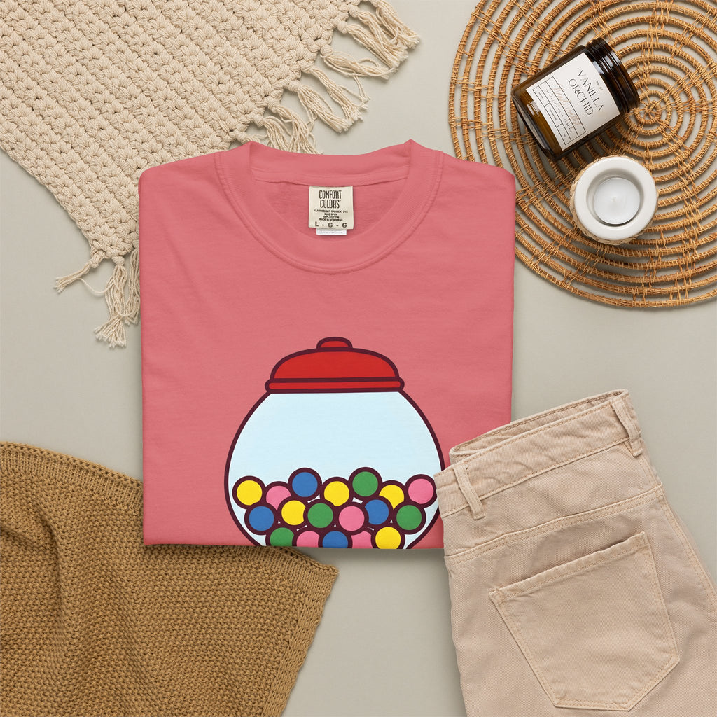 Gumball Dispenser T-Shirt Cute Classic Gift Women Cartoon T-Shirt Gumball Machine T-Shirt Adorable Fan Comic T-Shirt Retro Graphic Doodle Candy