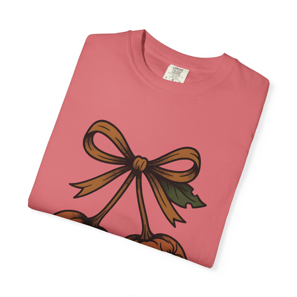 Pumpkin Cherry T-Shirt Halloween Seasonal Gift Women Farmhouse T-Shirt Gourd T-Shirt Spooky Fan Rustic T-Shirt Autumn Graphic Line Art Arachnid