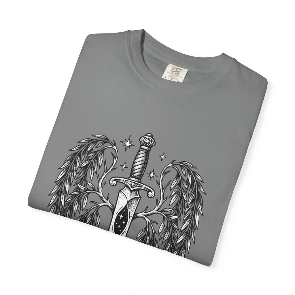 Dagger Wings T-Shirt Boho Chic Gothic Gift Women Tattoo T-Shirt Angel Wings T-Shirt Bohemian Fan Ink T-Shirt Dark Graphic Vintage Stars T-Shirt