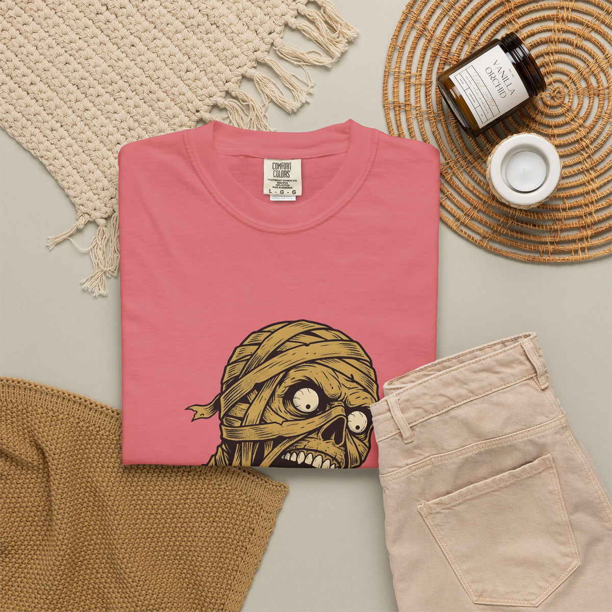 Mummy Skull T-Shirt Halloween Ghost Gift Women Creepy T-Shirt Skull T-Shirt Horror Fan Spooky T-Shirt Specter Graphic Classic Scarab T-Shirt