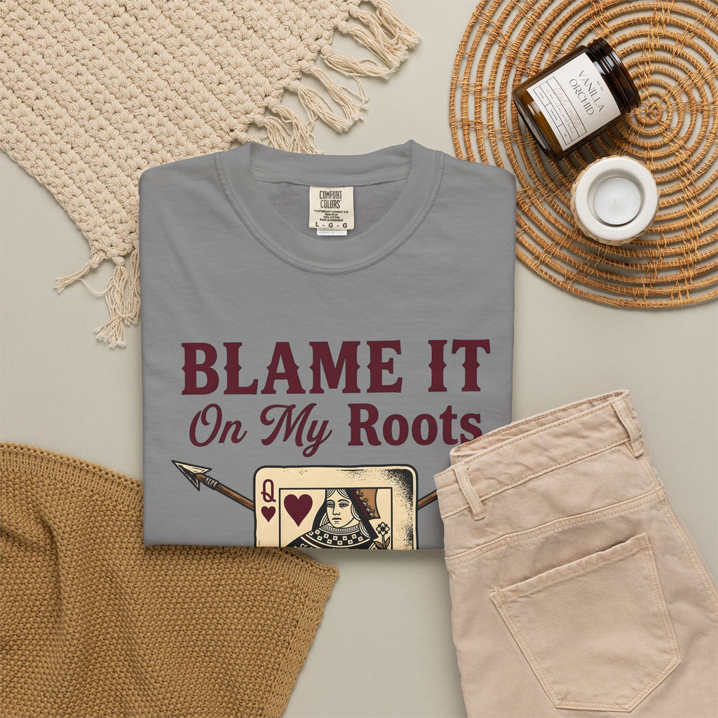 Playing Queen T-Shirt Cowgirl Western Gift Women Hand Drawn T-Shirt Queen T-Shirt Rodeo Fan Illustrated T-Shirt Country Graphic Folk Liquor Glass