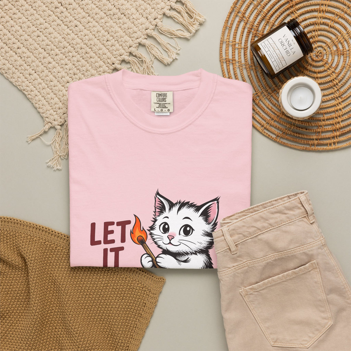 Cute Cat T-Shirt Cat Humor Gift Women Cartoon T-Shirt Kitten T-Shirt Feline Fan Cartoonish T-Shirt Funny Graphic Vintage Matchstick T-Shirt