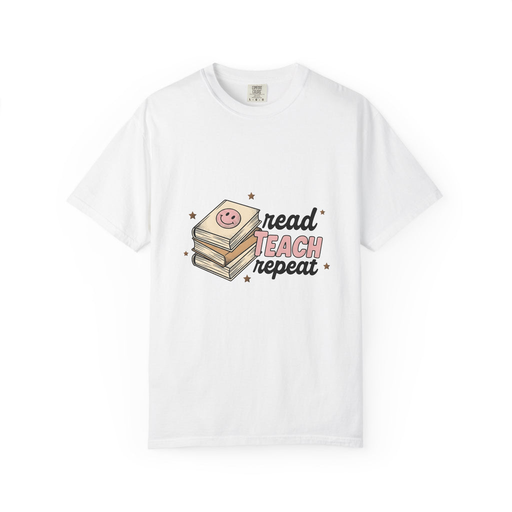 Stacked Books Teachers Reading Gift Cartoon Book Pile Educator Enthusiast Comic Literacy Retro T-Shirt